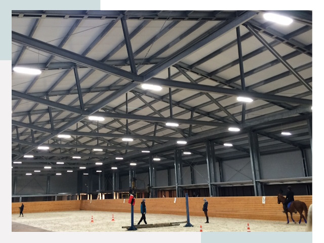 Строительство конных манежей от 608 руб в Павлово